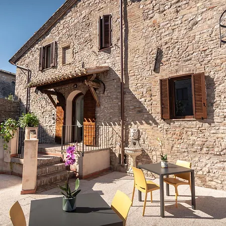 Le Dimore Della Custodia בית הארחה אסיסי